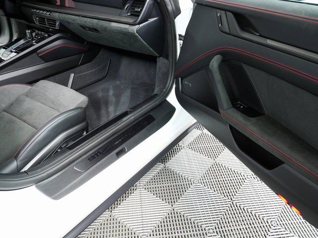 New 2026 Porsche 911 Carrera GTS RWD image 22