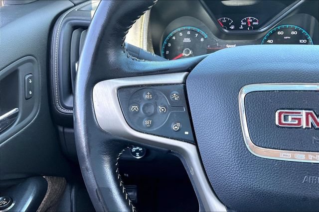 Used 2022 GMC Canyon Denali w/ Denali Black Edition Package AWD/4WD image 12
