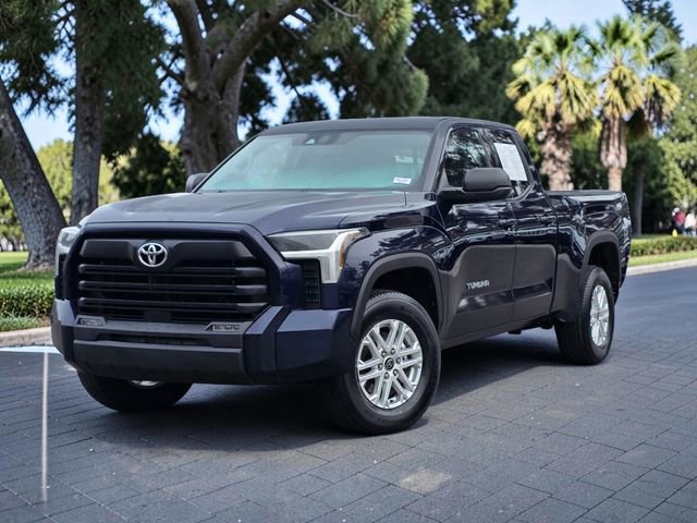 Used 2022 Toyota Tundra SR5 w/ SR5 Premium Package AWD/4WD image 2
