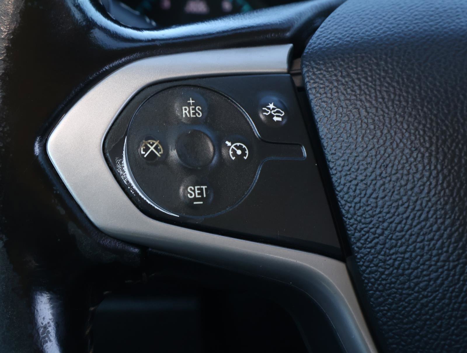 Used 2022 Chevrolet Colorado LT w/ Fleet Safety Package image 20