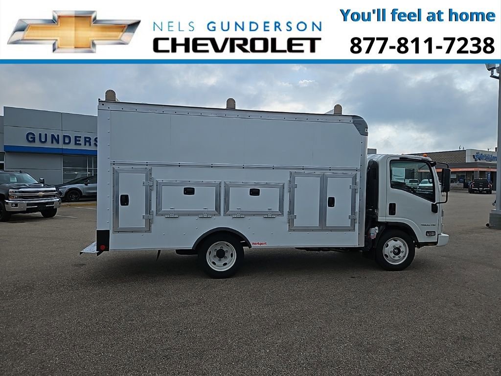 New 2025 Chevrolet Low Cab Forward image 7