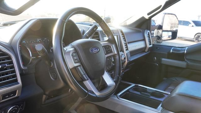 Used 2020 Ford F250 Platinum w/ FX4 Off-Road Package AWD/4WD image 16