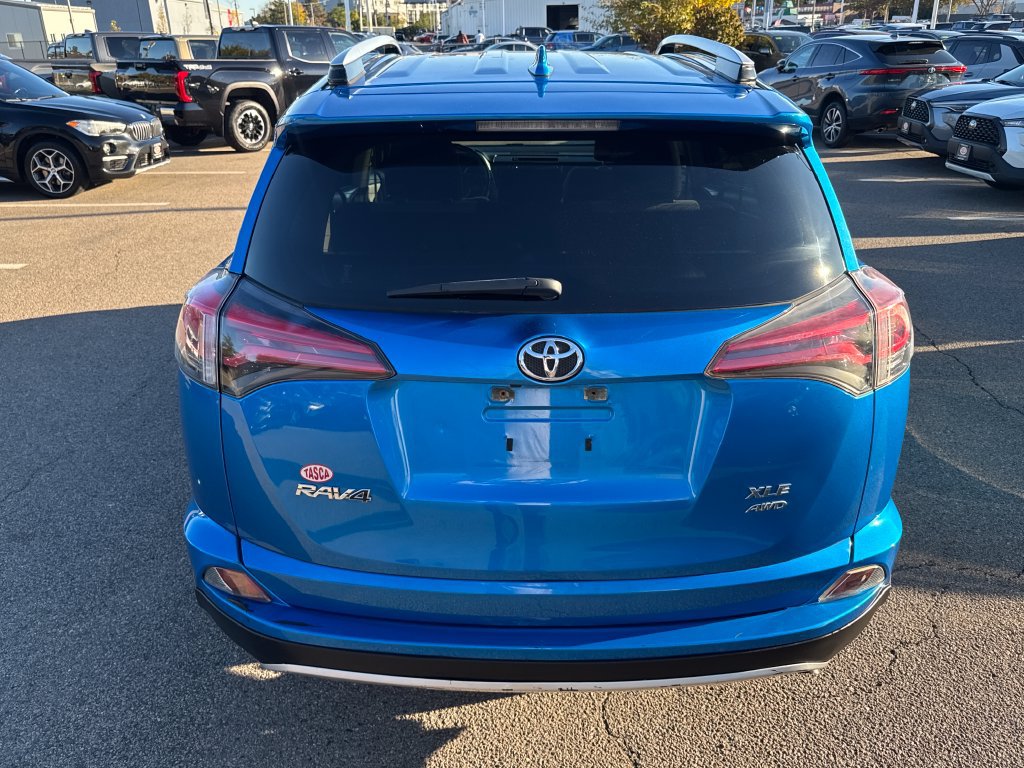 Used 2016 Toyota RAV4 XLE AWD/4WD image 6