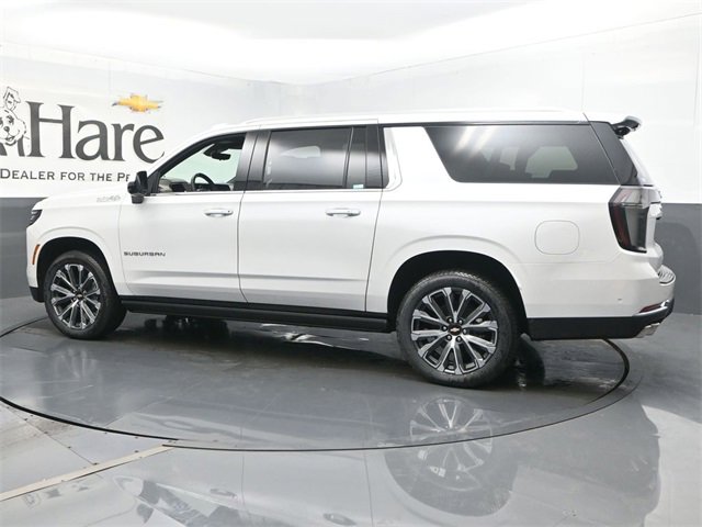 New 2025 Chevrolet Suburban High Country image 31