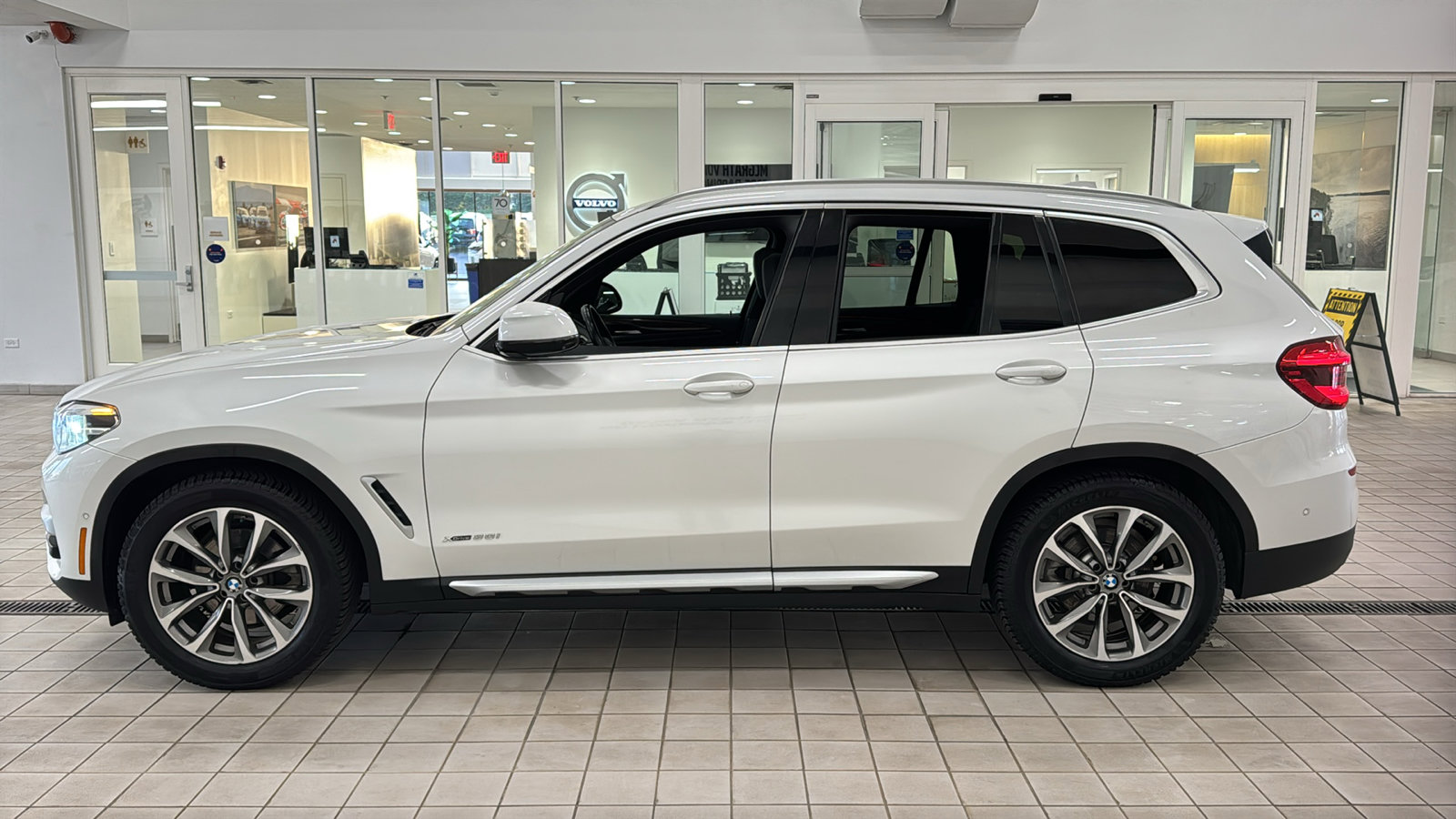 Used 2018 BMW X3 xDrive30i AWD/4WD image 8