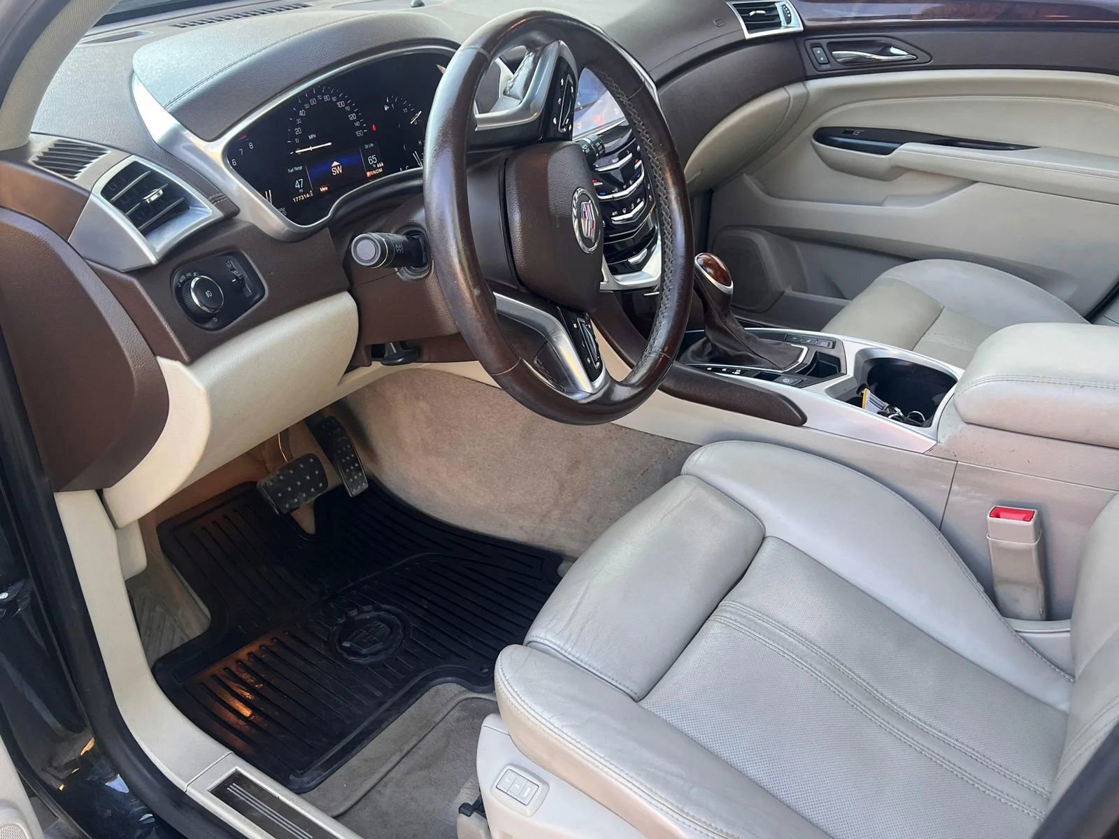 Used 2014 Cadillac SRX Premium FWD image 8
