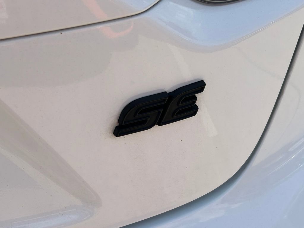 Used 2024 Toyota Corolla SE FWD image 13