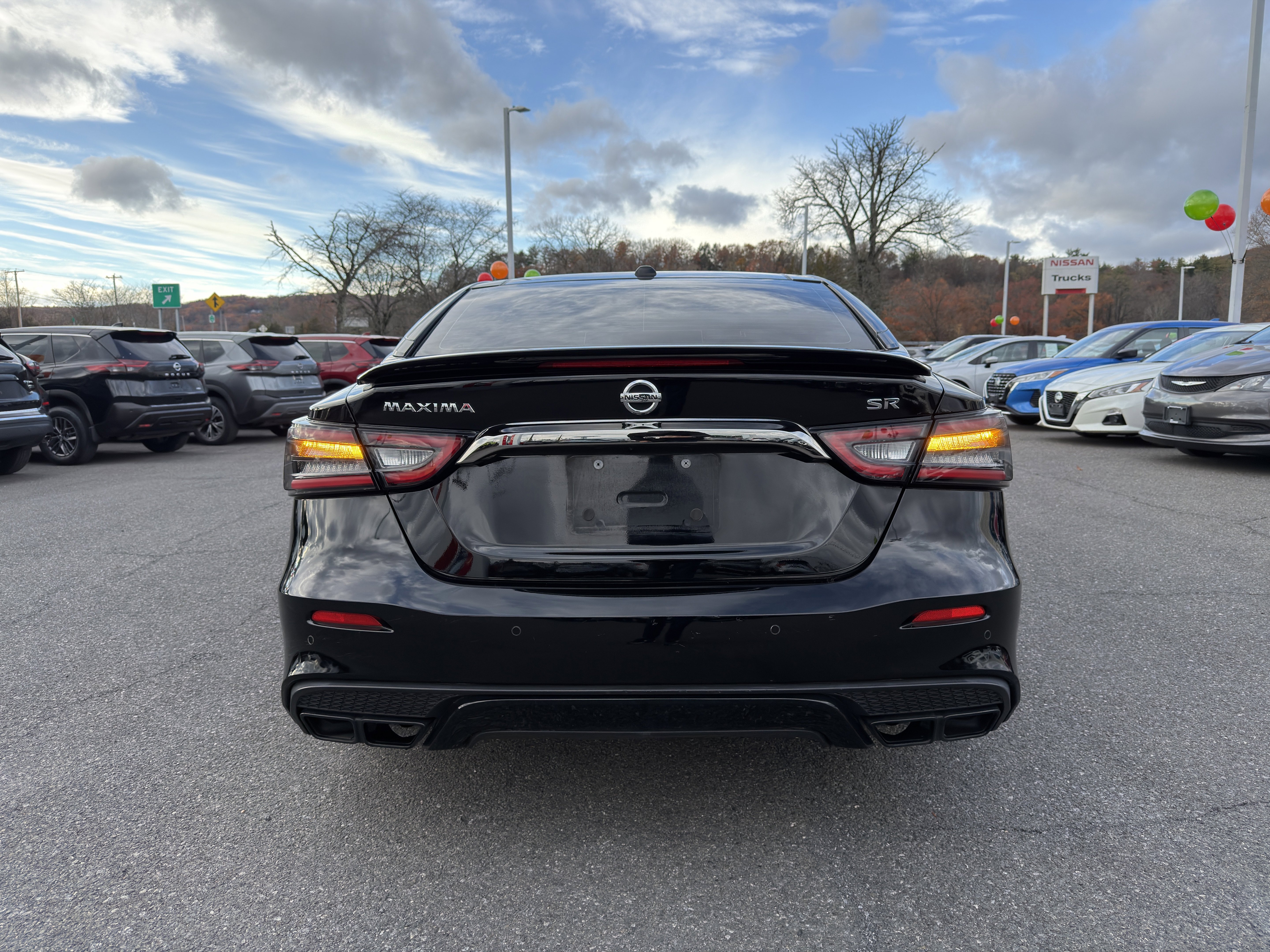Used 2019 Nissan Maxima SR w/ Premium Package image 6