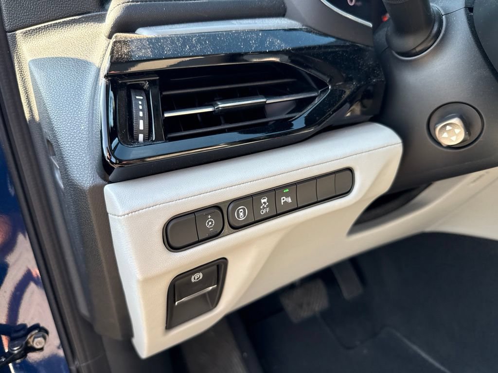 Used 2024 Acura MDX SH-AWD w/ Technology Package image 19