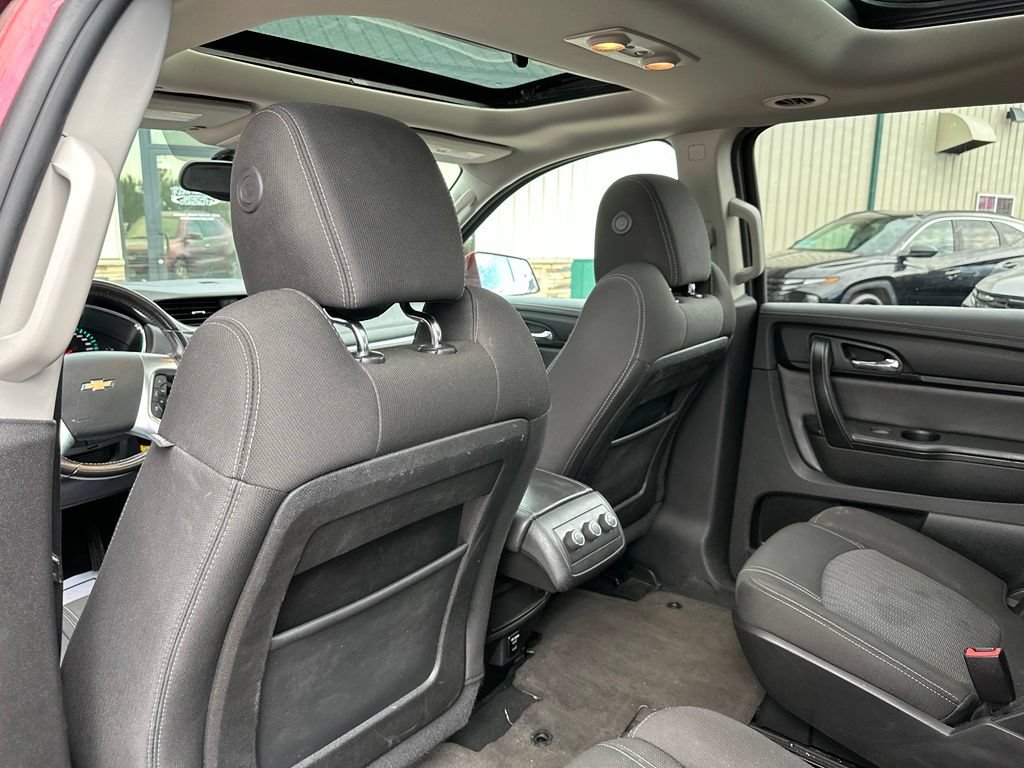 Used 2016 Chevrolet Traverse LT w/ True North Edition FWD image 23
