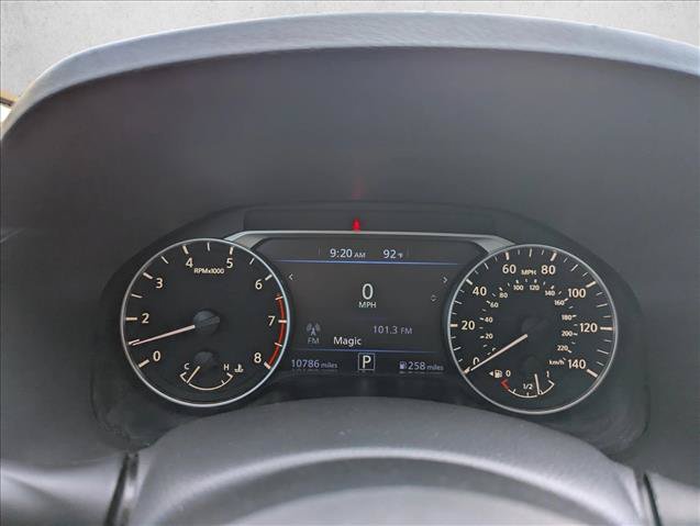 Used 2025 Nissan Altima 2.5 SV FWD image 16