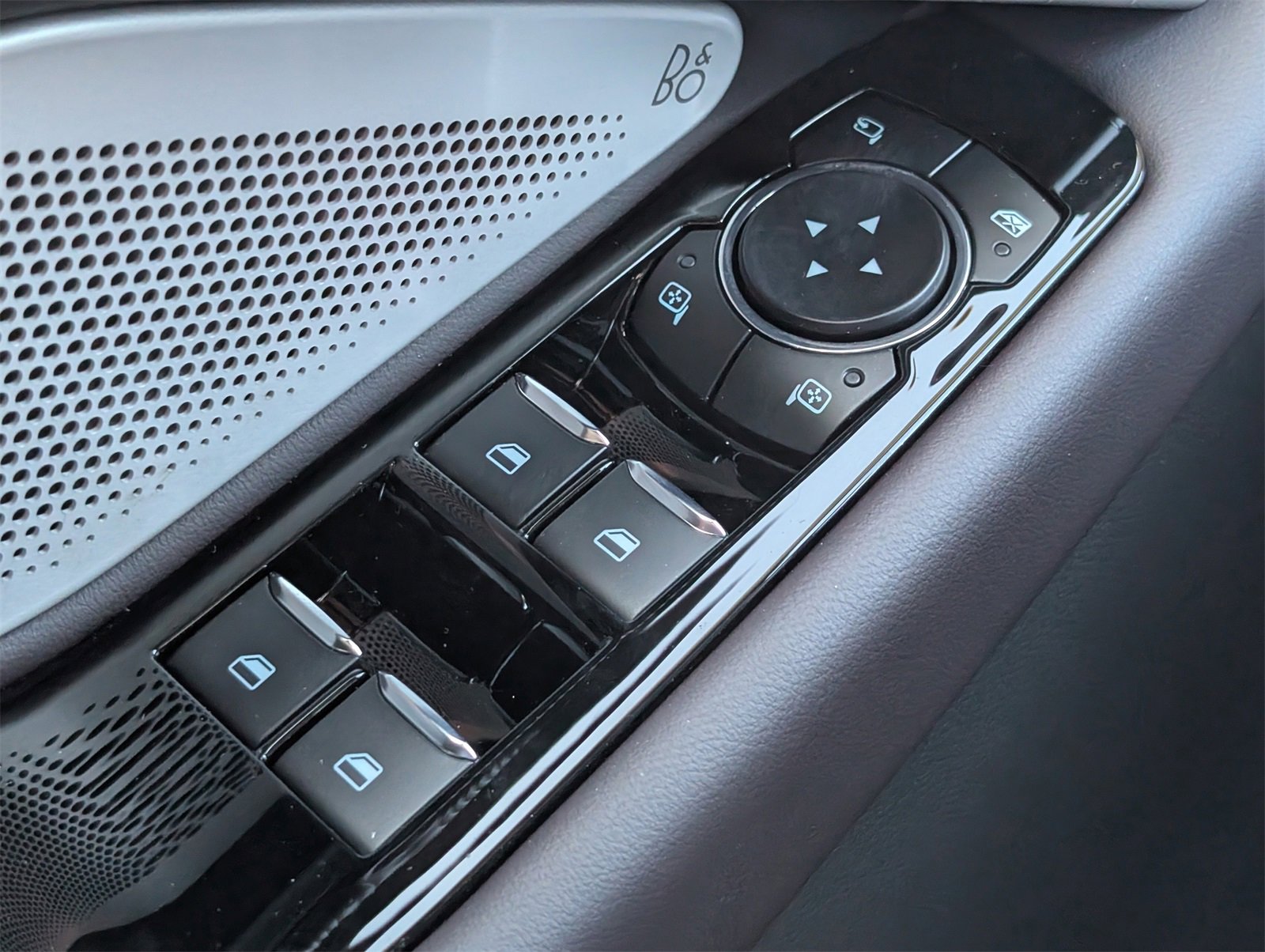 New 2026 Ford Explorer Platinum image 23