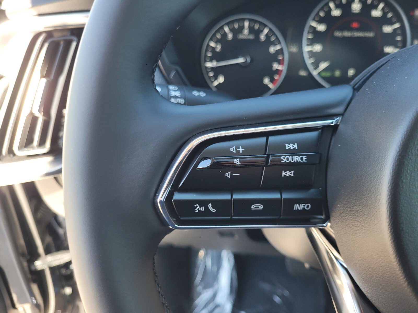 New 2026 MAZDA CX-90 3.3 Turbo w/ Preferred Package image 32