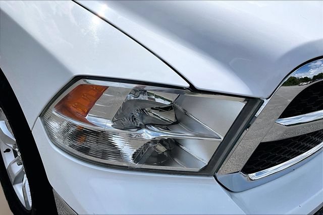 Used 2015 RAM 1500 Classic SLT RWD image 23