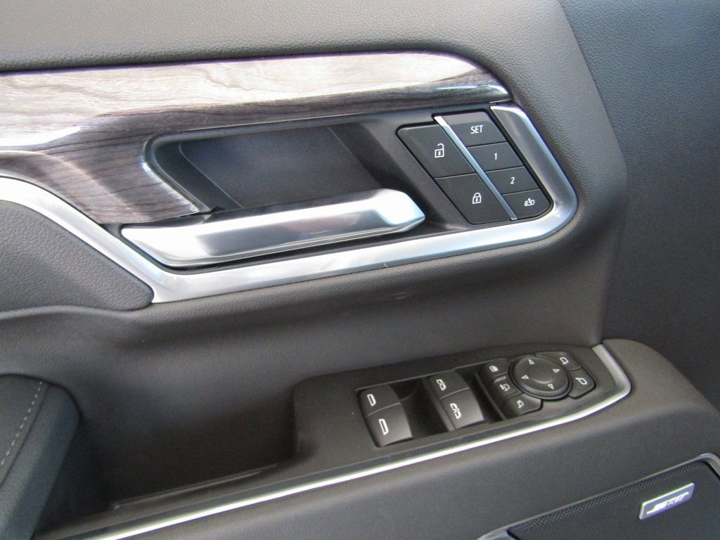 New 2026 Chevrolet Silverado 3500 LTZ w/ LTZ Convenience Package image 27