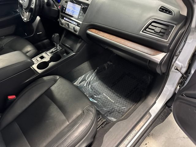 Used 2016 Subaru Outback 2.5i Limited AWD/4WD image 26