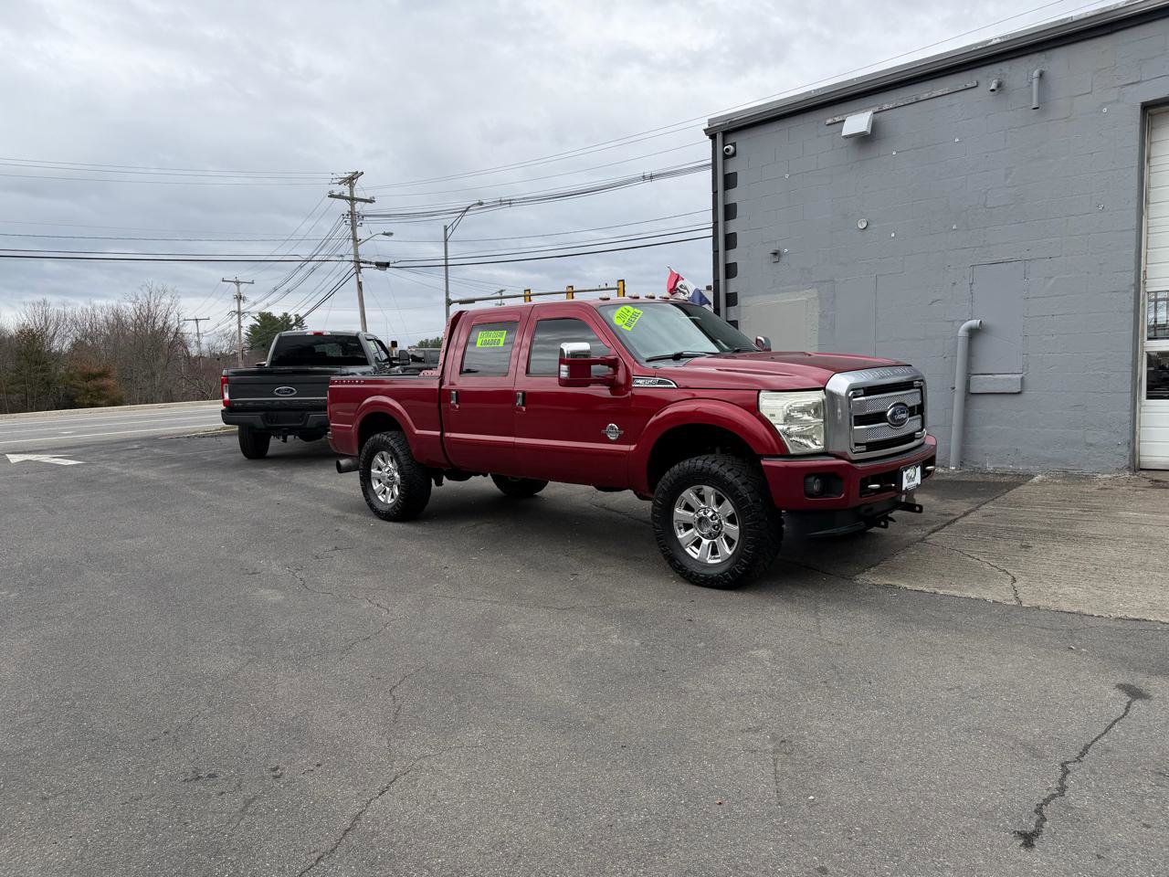 Used 2014 Ford F350 Platinum w/ FX4 Off-Road Package image 2
