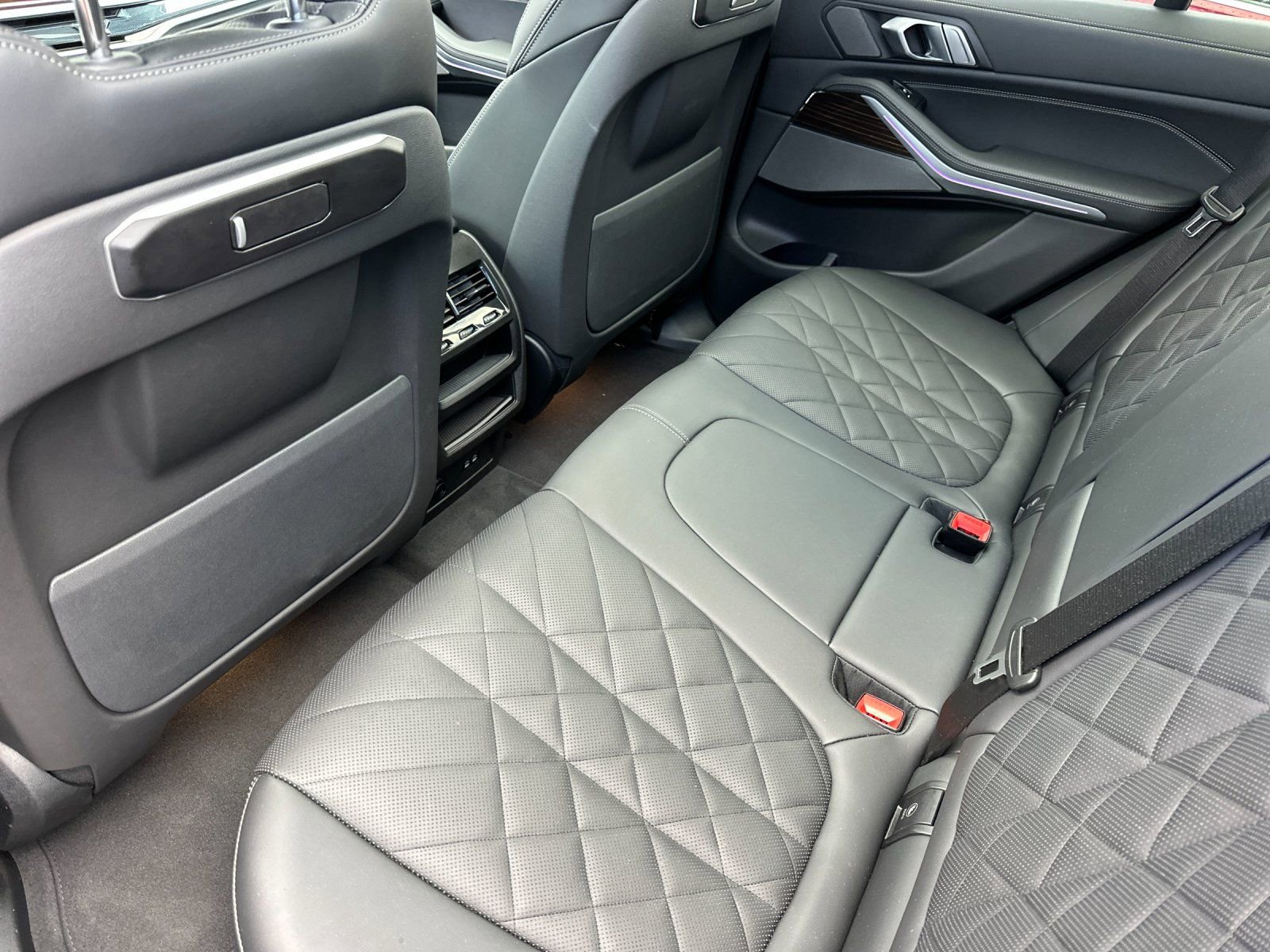 Used 2026 BMW X5 xDrive40i w/ Premium Package image 12