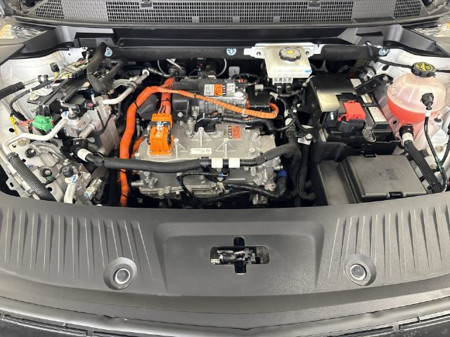 Used 2024 Chevrolet Equinox EV LT FWD image 29