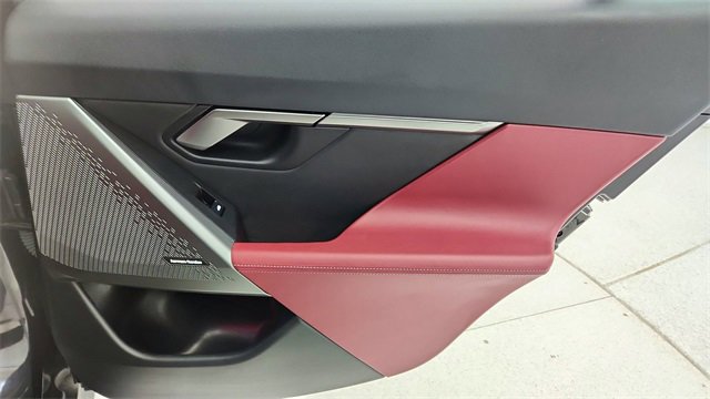 Used 2024 BMW i5 eDrive40i w/ Premium Package image 28