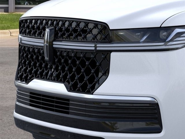 New 2026 Lincoln Navigator L Reserve w/ Jet Appearance Package AWD/4WD image 40