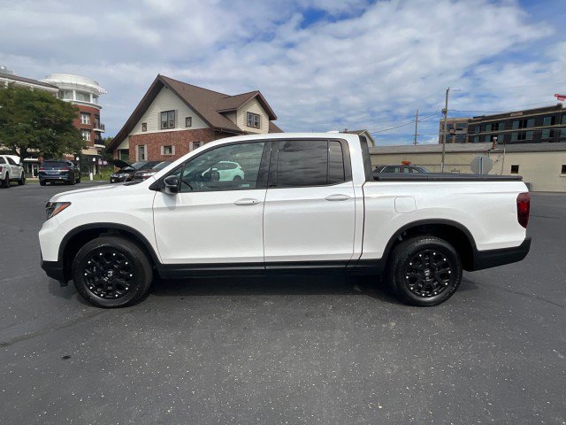 Used 2023 Honda Ridgeline Black Edition image 4