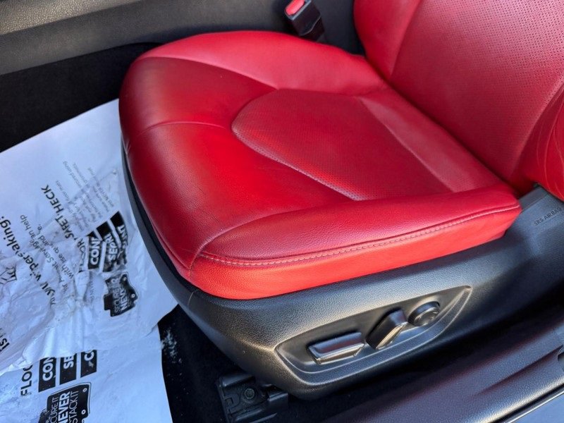 Used 2023 Toyota Camry XSE image 17