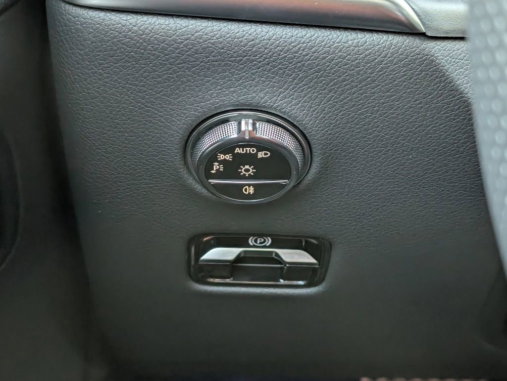 New 2026 Mercedes-Benz GLC 300 4MATIC image 22
