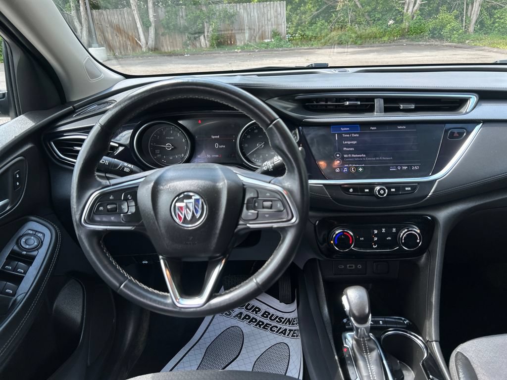 Used 2022 Buick Encore GX Preferred w/ Sport Touring Package FWD image 16