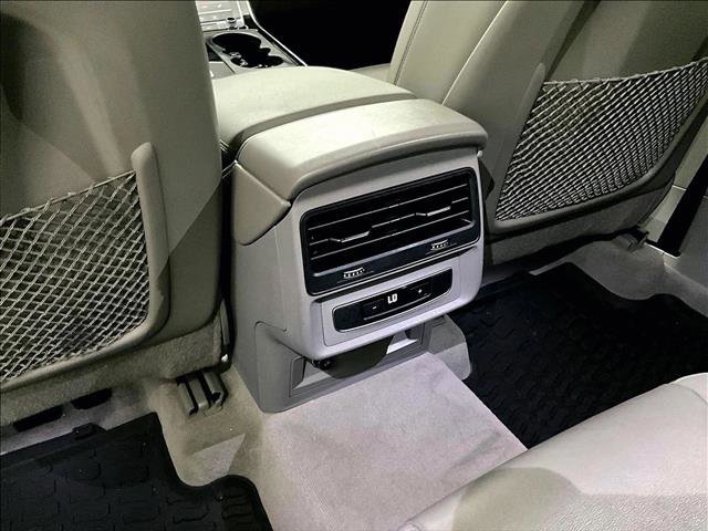 Used 2022 Audi Q7 3.0T Premium Plus AWD/4WD image 25