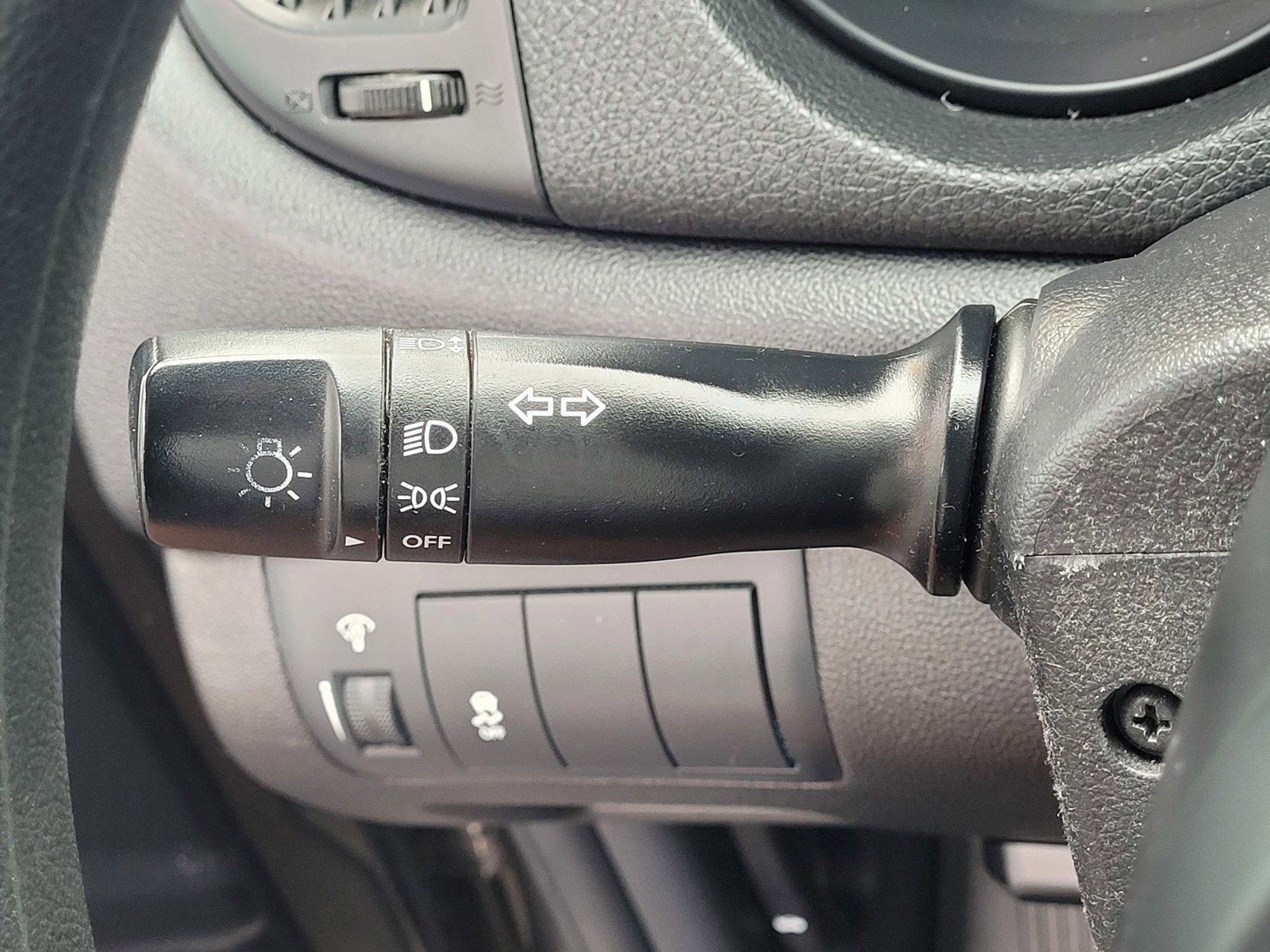 Used 2012 Kia Forte Koup EX image 25