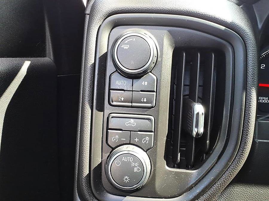 Used 2019 Chevrolet Silverado 1500 Custom Trail Boss w/ Custom Convenience Package image 24