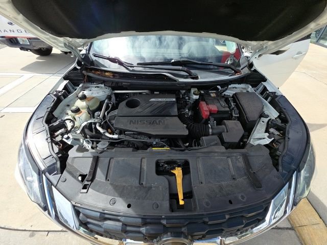 Used 2023 Nissan Rogue SL image 29