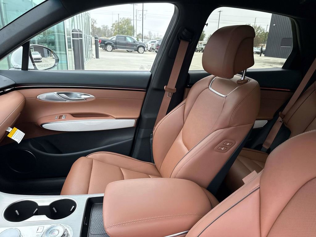 Used 2026 Genesis GV70 2.5T Advanced image 21