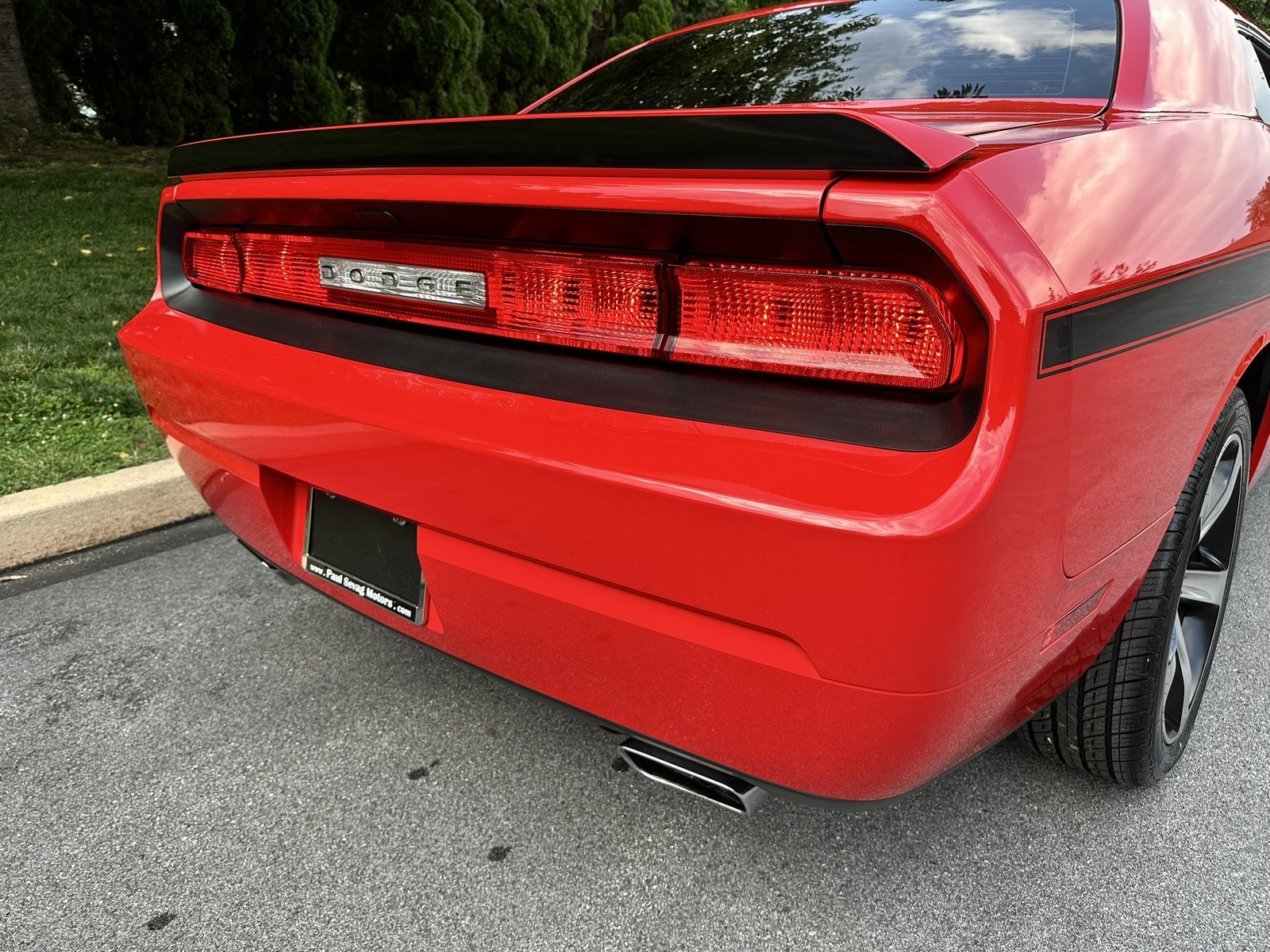 Used 2014 Dodge Challenger R/T w/ Electronics Convenience Group RWD image 41