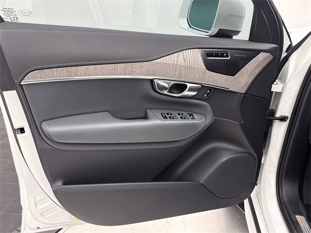 Certified 2023 Volvo XC90 B6 Ultimate w/ Protection Package Premier image 10
