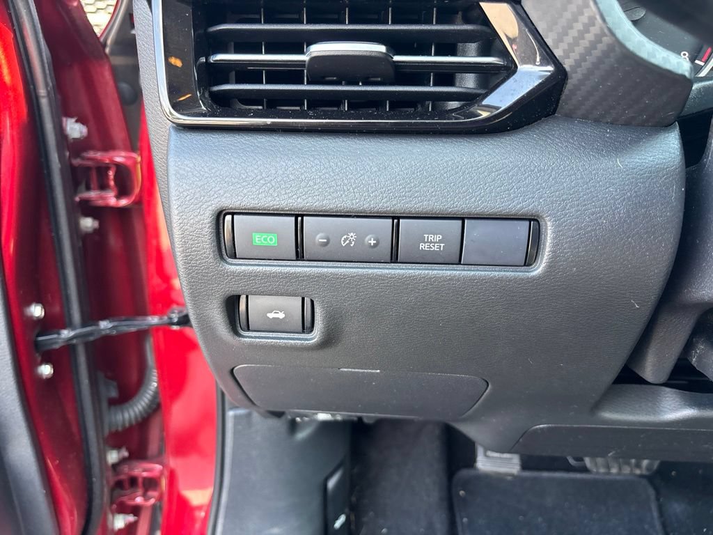 Used 2020 Nissan Sentra SV FWD image 13