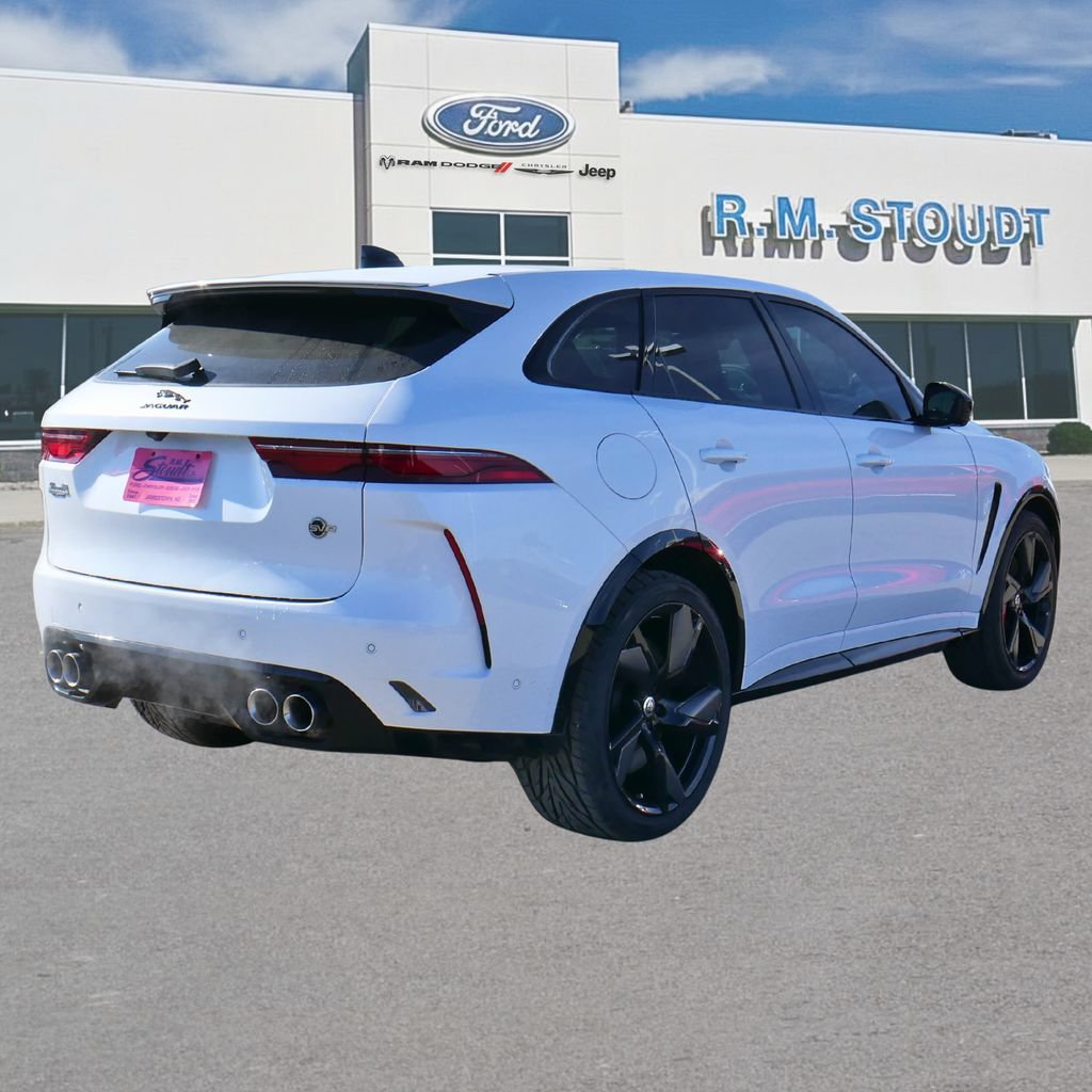Used 2024 Jaguar F-PACE SVR AWD/4WD image 11