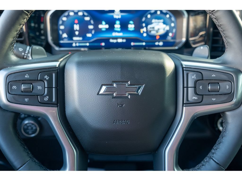 Used 2024 Chevrolet Silverado 1500 LT Trail Boss w/ Convenience Package II AWD/4WD image 17