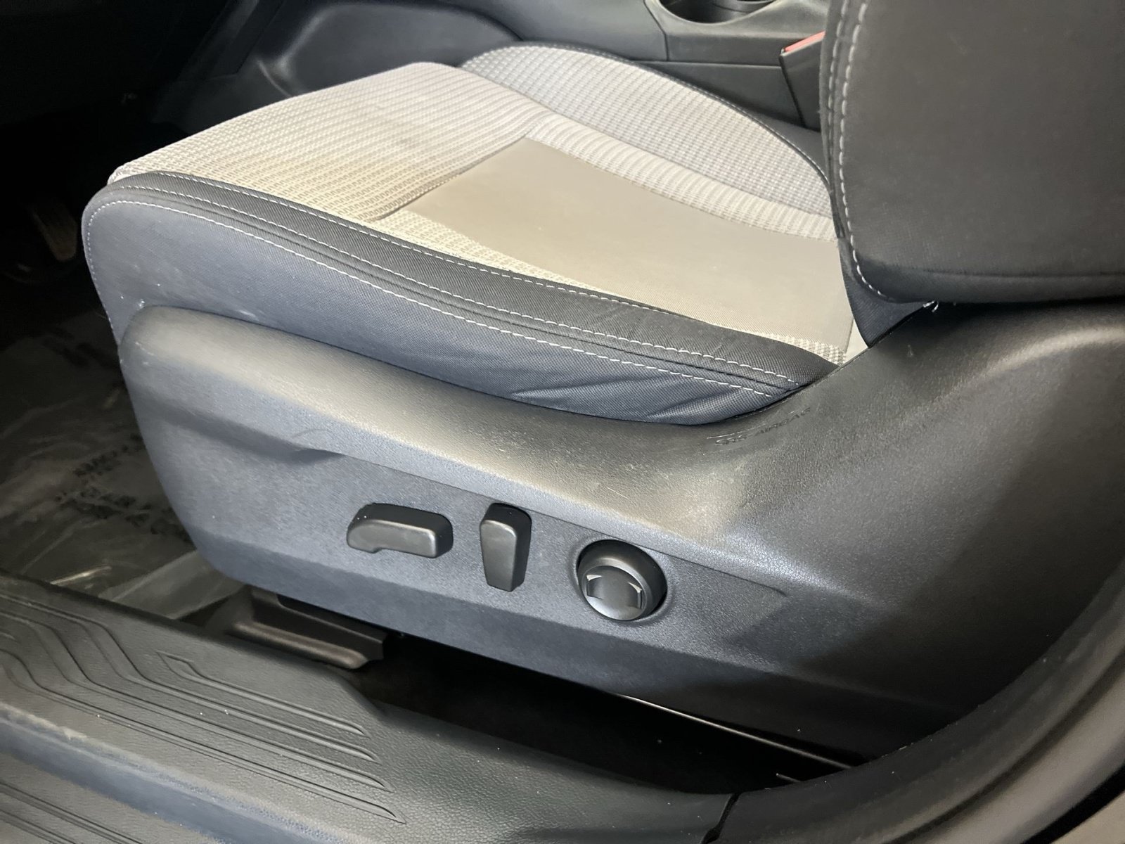 Used 2022 Subaru Outback Premium AWD/4WD image 13