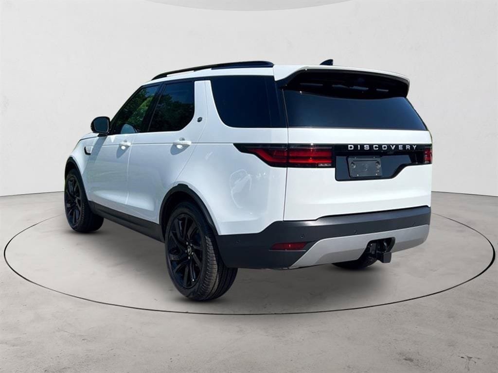 New 2025 Land Rover Discovery S AWD/4WD image 3