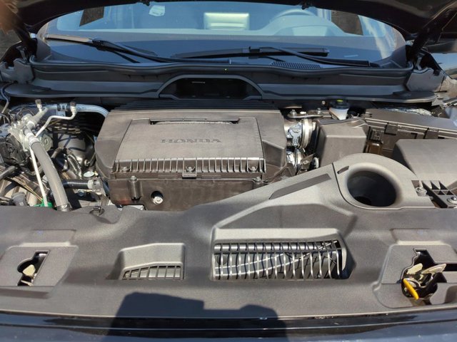 New 2025 Honda Pilot Black Edition image 9