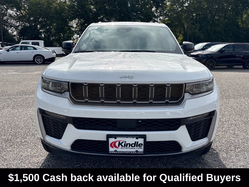 New 2027 Jeep Grand Cherokee Limited AWD/4WD image 2