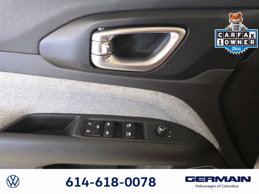 Used 2025 Jeep Compass Latitude AWD/4WD image 29