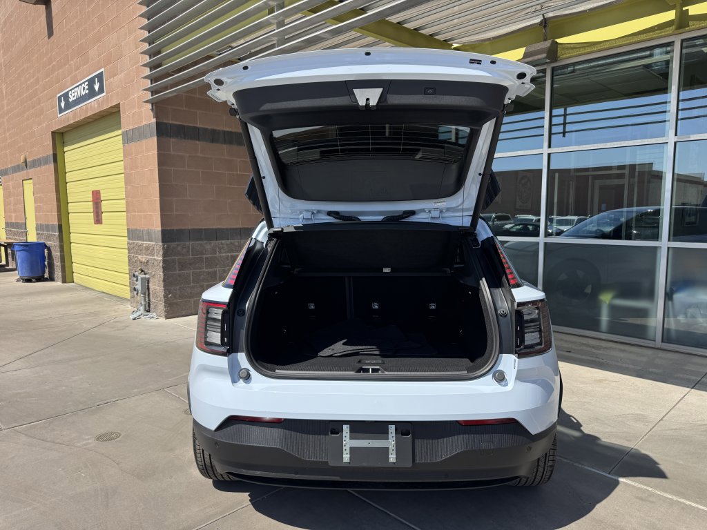 Used 2025 Volvo EX30 Ultra image 32