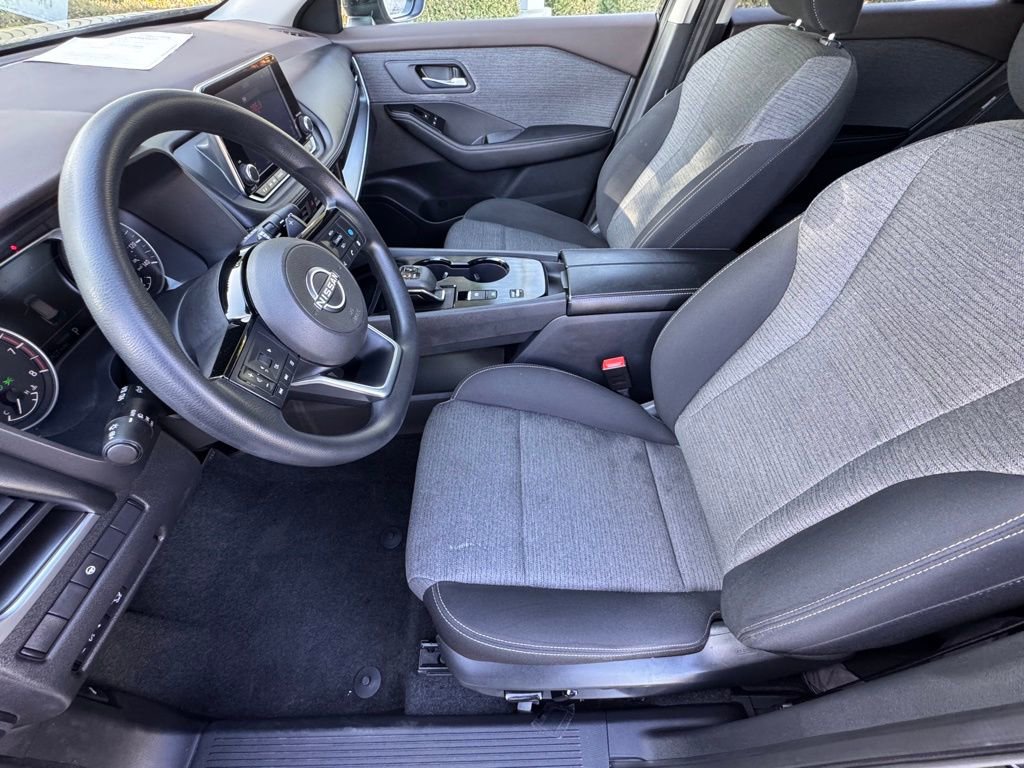 Certified 2023 Nissan Rogue SV image 13