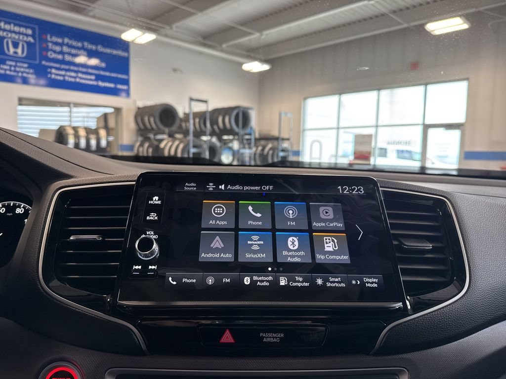 Certified 2025 Honda Ridgeline RTL image 12