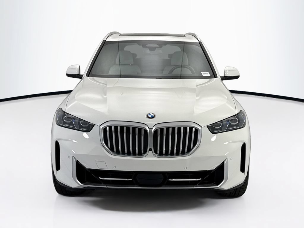 Used 2026 BMW X5 sDrive40i RWD image 2