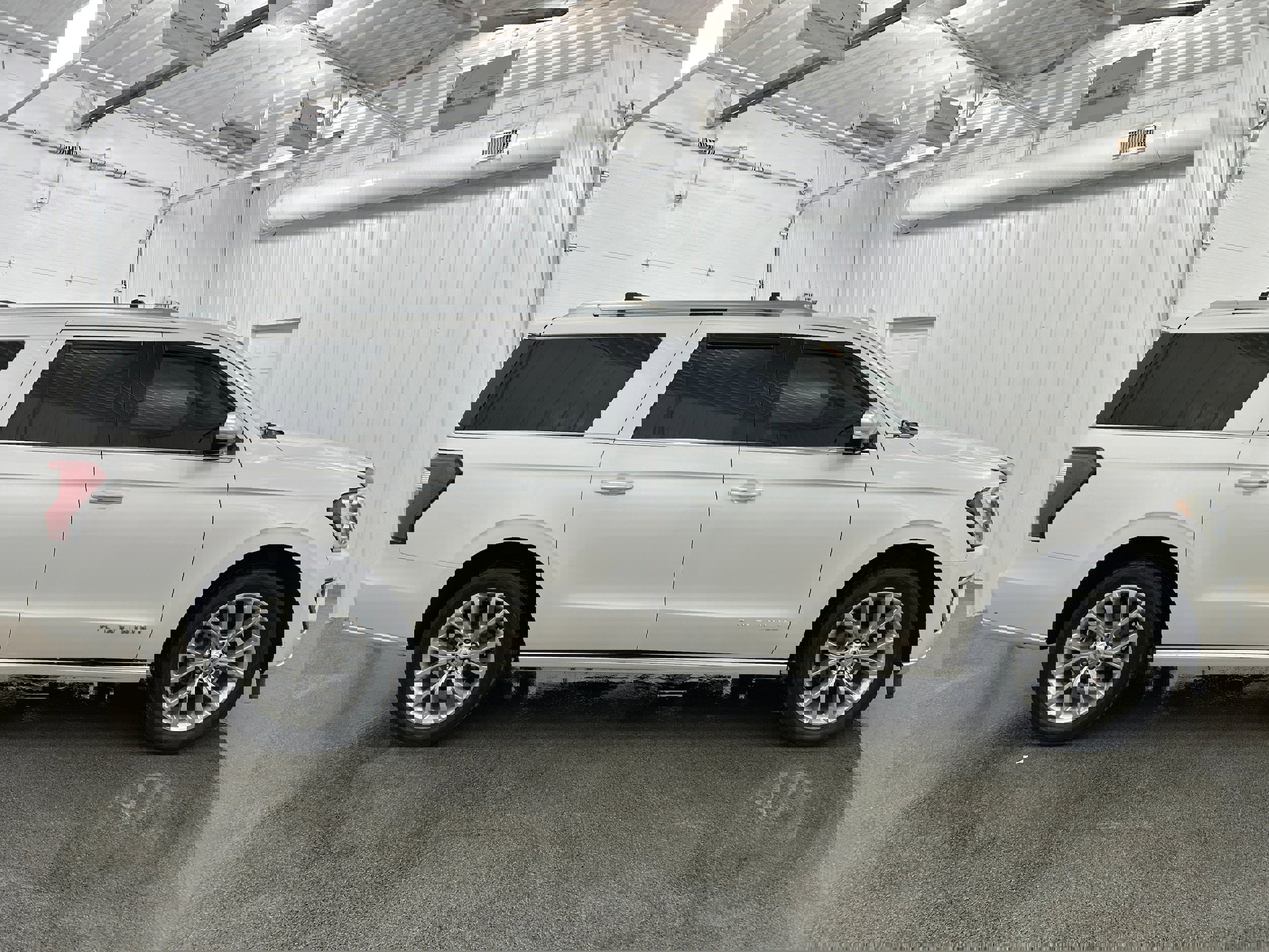 Used 2018 Ford Expedition Max Platinum image 41