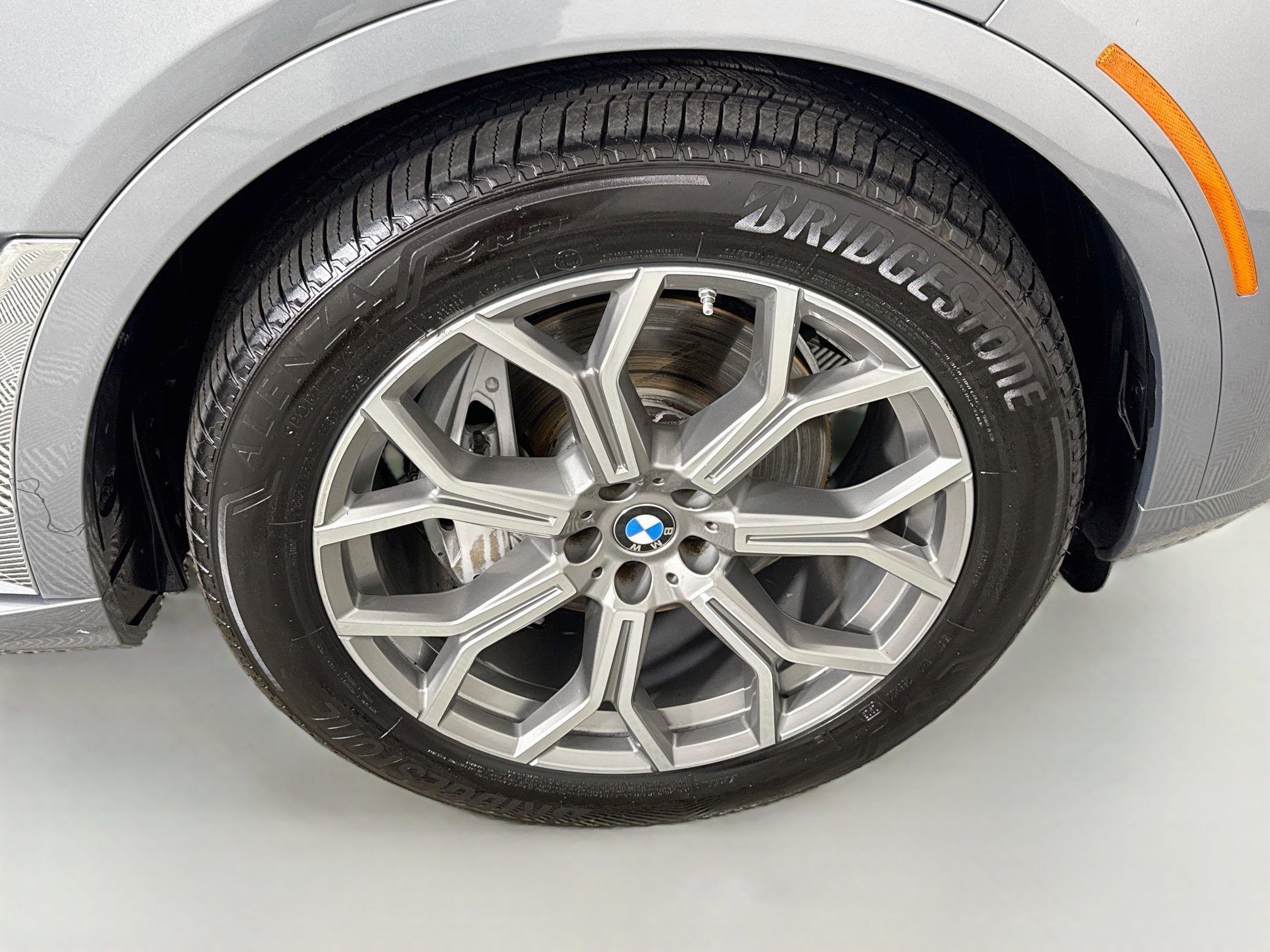 Used 2025 BMW X7 xDrive40i AWD/4WD image 32